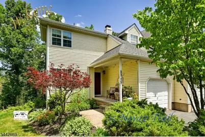 15 Navajo Trl, Branchburg Township, NJ 08876 - Photo 2