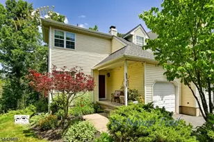15 Navajo Trail, Branchburg Township, NJ 08876 - Photo 2