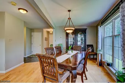 15 Navajo Trl, Branchburg Township, NJ 08876 - Photo 14