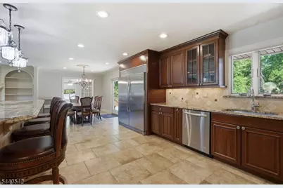 65 Washington Valley Rd, Warren Township, NJ 07059 - Photo 16