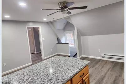 1025 Anna St, Elizabeth, NJ 07201 - Photo 6