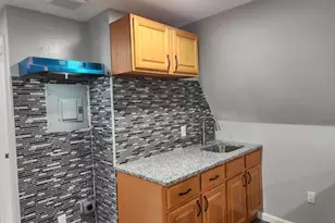 1025 Anna St, Elizabeth, NJ 07201 - Photo 8
