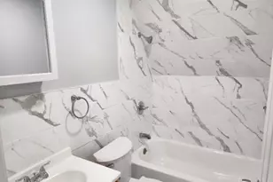 1025 Anna St, Elizabeth, NJ 07201 - Photo 4