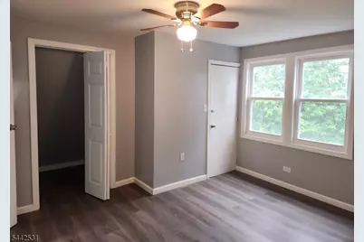 1025 Anna St, Elizabeth, NJ 07201 - Photo 2