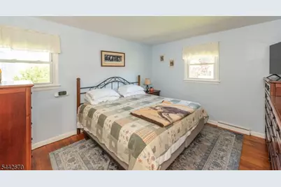 3 Maple Ln, Parsippany, NJ 07034 - Photo 8