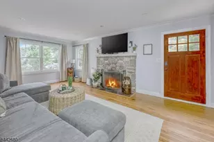 95 Balsam Rd, Wayne, NJ 07470 - Photo 4