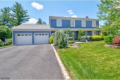 13 Oaklawn Dr, East Hanover Township, NJ 07936 - Photo 1