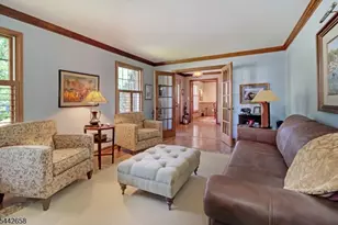13 Oaklawn Dr, East Hanover Township, NJ 07936 - Photo 16
