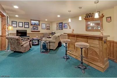 13 Oaklawn Dr, East Hanover Township, NJ 07936 - Photo 28