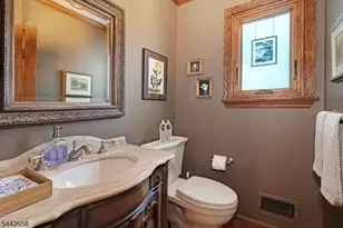 13 Oaklawn Dr, East Hanover Township, NJ 07936 - Photo 12