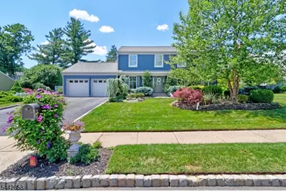 13 Oaklawn Dr, East Hanover Township, NJ 07936 - Photo 2