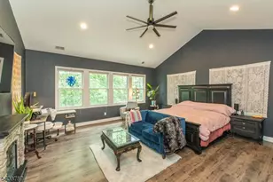 8 Bluffs Ct, Hamburg, NJ 07419 - Photo 20