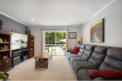 134 Marion Ct, Pompton Lakes, NJ 07442 - Photo 18