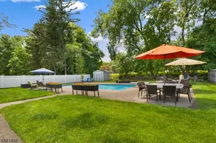 134 Marion Ct, Pompton Lakes, NJ 07442 - Photo 34