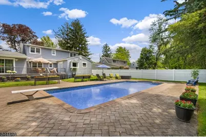 134 Marion Ct, Pompton Lakes, NJ 07442 - Photo 40