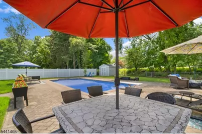 134 Marion Ct, Pompton Lakes, NJ 07442 - Photo 32