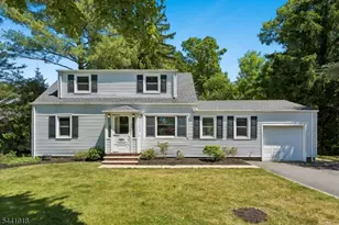 124 Holmes Oval, New Providence, NJ 07974 - Photo 1