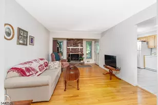 33 Galway Dr, Mendham, NJ 07945 - Photo 32