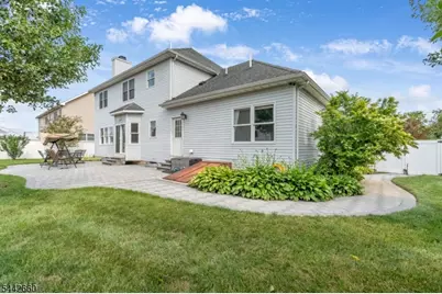664 Roosevelt Ave, Piscataway Township, NJ 08854 - Photo 6