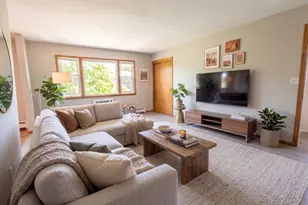 52 Mechanic St, Millburn, NJ 07041 - Photo 2