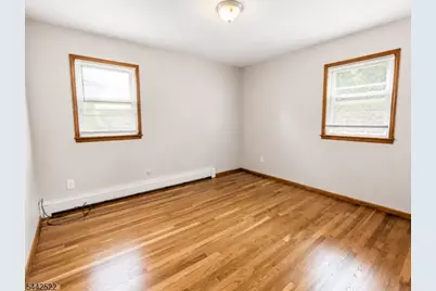 52 Mechanic St, Millburn, NJ 07041 - Photo 8