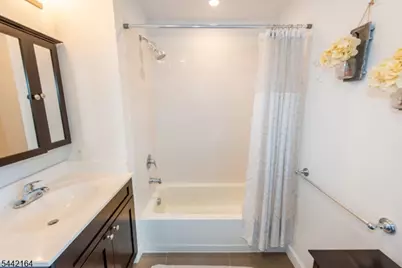 475 S Jefferson St #501, Orange, NJ 07050 - Photo 16