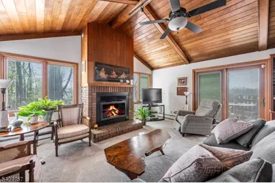 10 Woodmere Rd, West Caldwell, NJ 07006 - Photo 8
