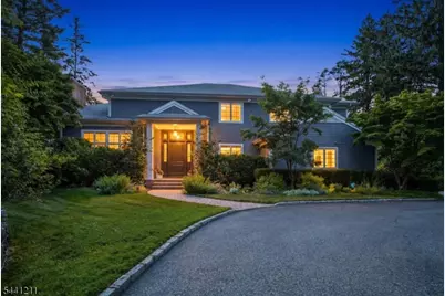 2 Denman Ct, Millburn, NJ 07078 - Photo 2