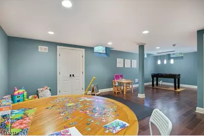 2 Denman Ct, Millburn, NJ 07078 - Photo 34