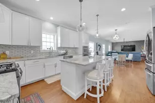 1125 Van Arsdale Dr, Branchburg Township, NJ 08853 - Photo 8