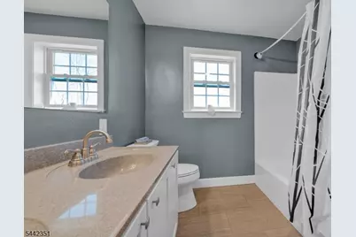 1125 Van Arsdale Dr, Branchburg Township, NJ 08853 - Photo 32