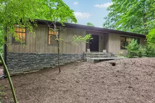 765 Pines Lake Dr, Wayne, NJ 07470 - Photo 4