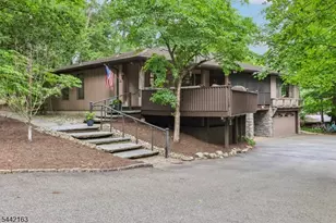 765 Pines Lake Dr, Wayne, NJ 07470 - Photo 2