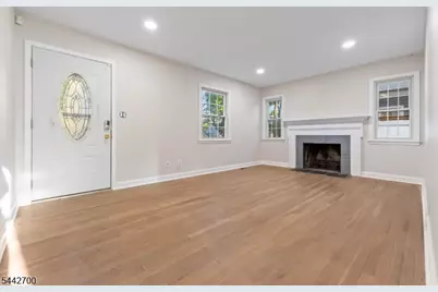 1267 Hollywood Ave, Plainfield, NJ 07060 - Photo 2