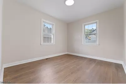 1267 Hollywood Ave, Plainfield, NJ 07060 - Photo 14