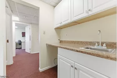 1307 Stuyvesant Ave, Union Township, NJ 07083 - Photo 22