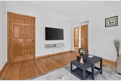 4 Howard Ave, Clifton, NJ 07013 - Photo 4