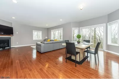 18 Puddingstone Rd, Parsippany, NJ 07950 - Photo 6