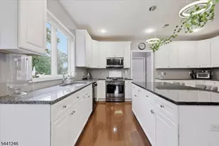 18 Puddingstone Rd, Parsippany, NJ 07950 - Photo 6