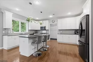18 Puddingstone Rd, Parsippany, NJ 07950 - Photo 14