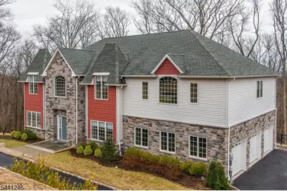 18 Puddingstone Rd, Parsippany, NJ 07950 - Photo 2