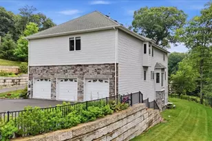 18 Puddingstone Rd, Parsippany, NJ 07950 - Photo 2
