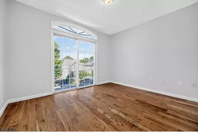 508 2nd Ave #2, Lyndhurst Township, NJ 07071 - Photo 14