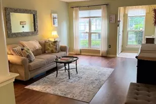 305 Amberleigh Dr, Hopewell Township, NJ 08534 - Photo 4
