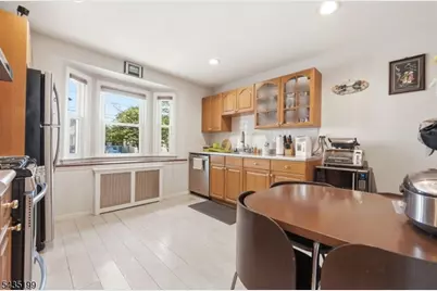 73 Charles St, Belleville, NJ 07109 - Photo 6