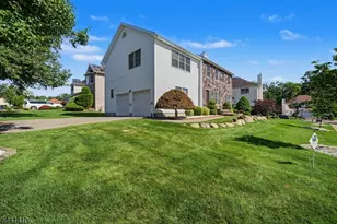 41 Nicole Ln, Parsippany, NJ 07054 - Photo 2