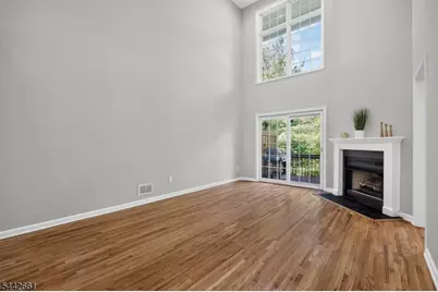 6 Schweinberg Dr, Roseland, NJ 07068 - Photo 20