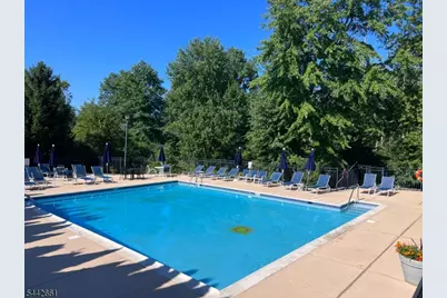 6 Schweinberg Dr, Roseland, NJ 07068 - Photo 44