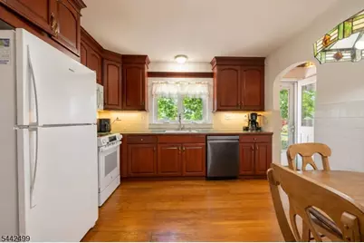 1100 Edgewood Road, Elizabeth, NJ 07208 - Photo 14