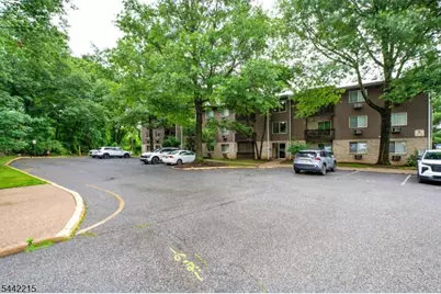 314 Federal Hill Rd Bldg C #314, Pompton Lakes, NJ 07442 - Photo 2